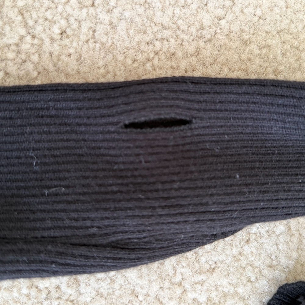 Princess Polly Black Quarter Zip Crop Long Sleeve (Blanco Top) - Picture 2 of 5